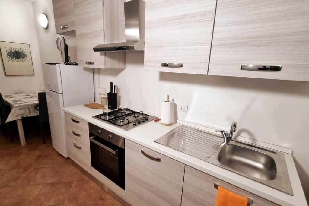 Casa Al Poggio Διαμέρισμα Castana  Εξωτερικό φωτογραφία