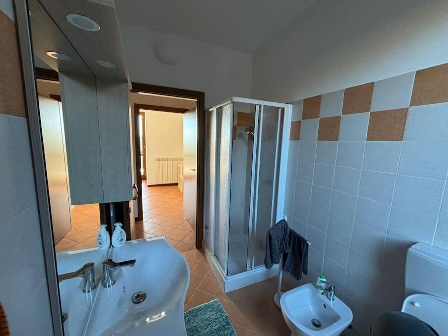 Casa Al Poggio Διαμέρισμα Castana  Εξωτερικό φωτογραφία
